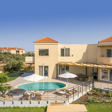 Feriehus Aenaos Luxury With Pool In *
