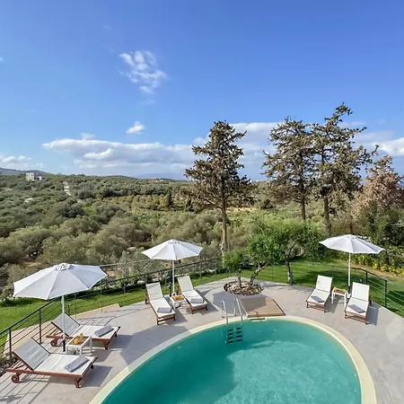 Дом отдыха Aenaos Luxury With Pool In