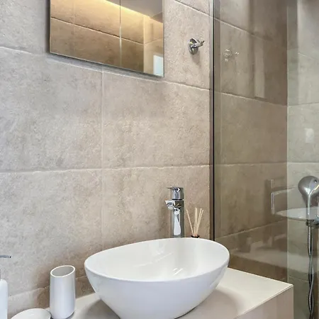 Aenaos Luxury With Pool In * Galatás