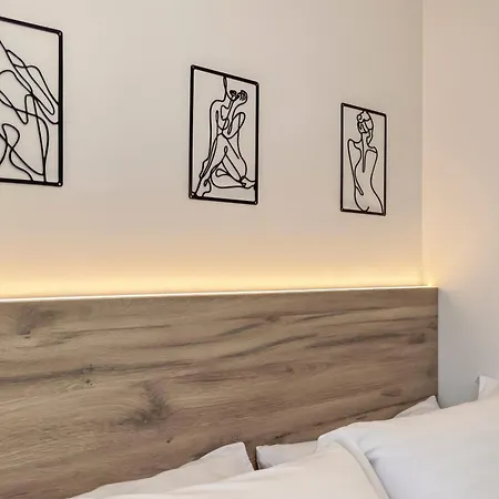 Aenaos Luxury With Pool In Дом отдыха